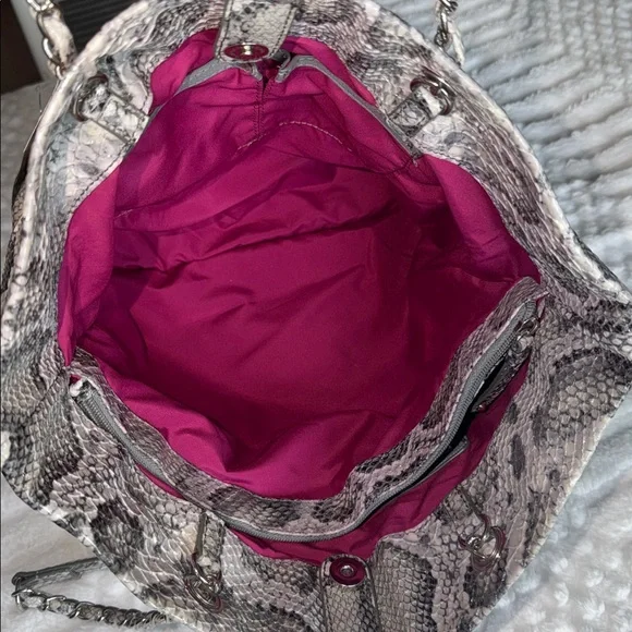 🆕 NINE WEST Caroline Faux Leather Snakeskin Tote NWT Large Purse HandBag Grey - Picture 10 of 15